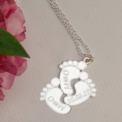 Engraved baby feet necklace, Footprints necklace, Inscribed names necklace, Engraved names necklace, Mon necklace, New baby gift, Baby feet