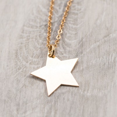 Engraved star necklace, gold engraved star, inscribed names necklace, engraved names necklace, star necklace, gift for mom, gold star