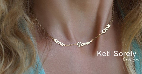 Family Names Necklace - Customize It 