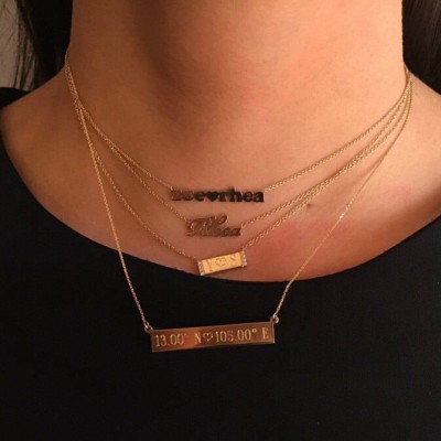 Gold nameplate necklace