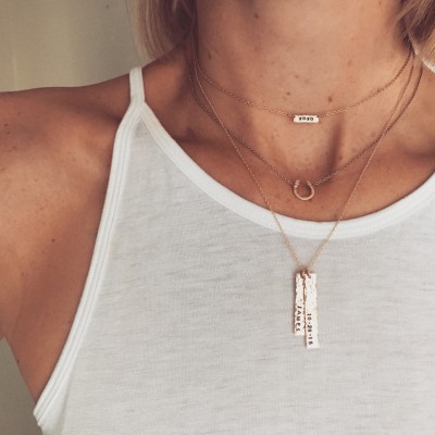 Hammered Vertical Personalized Gold Bar Necklace // Cable Chain