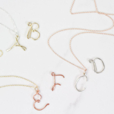 Initial / Personalized Gift For Friend / Delicate Necklace / Minimalist Jewelry / Delicate Necklace / Letter Necklace