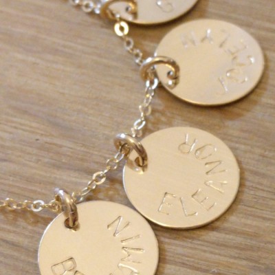 Mom Necklace Kids Names - Gold Disc Necklace - Personalized Jewelry - Personalized Christmas Gifts - Engraved Gold Grandmother Necklace