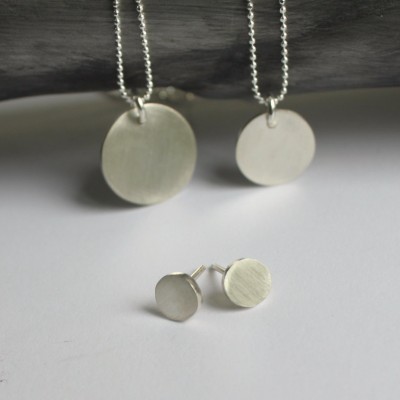 Personalized Simple Circle Small Size Necklace - Zen