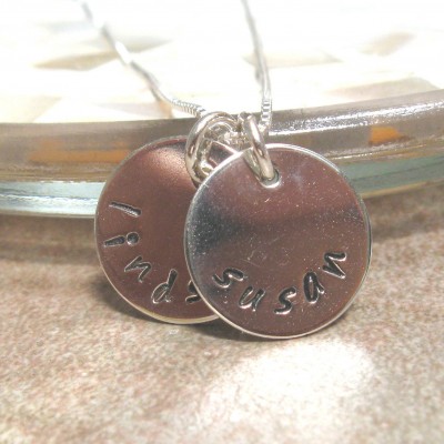Personalized mom necklace, grandma necklace, sterling silver, two disc, hand stamped, mom, mommy, mother, gift for mom, gift for grandma