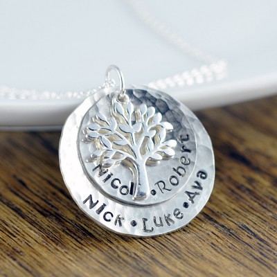 Silver Family Tree Necklace - Mother's Necklace - Tree of Life Necklace , Kids Name Necklace, Mothers Day Gift, Grandmother Necklace