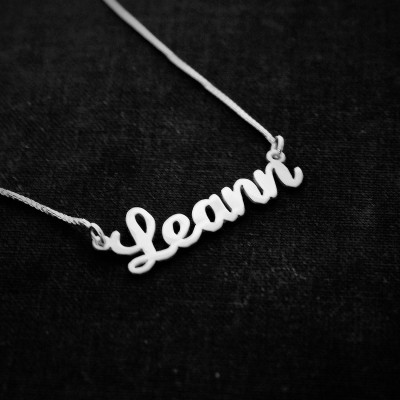 Silver name necklace / Leann Necklace / Any Name / Silver Name Plate / Personalized name necklace / Necklaces / Name / Name Jewelry