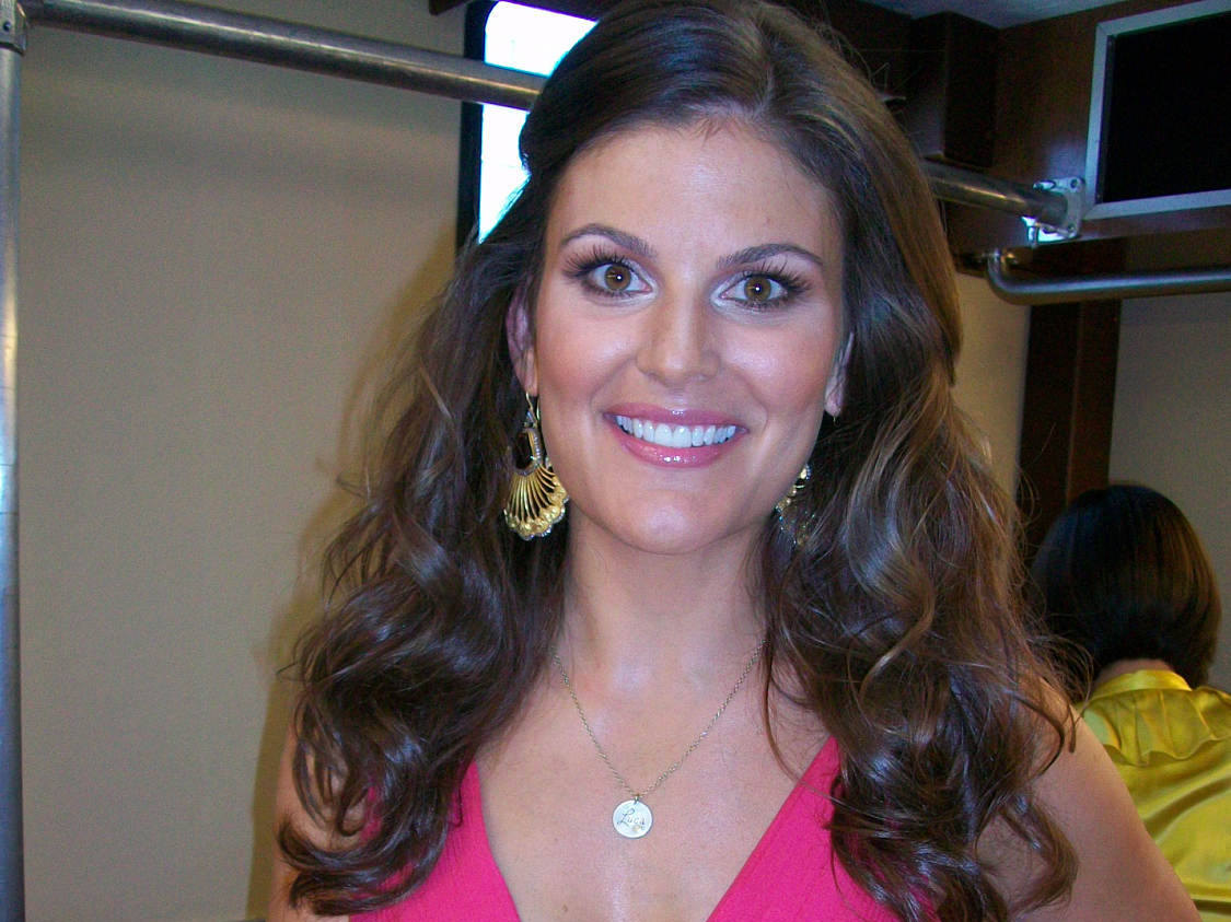 Celebrity Jewelry, Kristin De Santos (E! News); Personalized Script