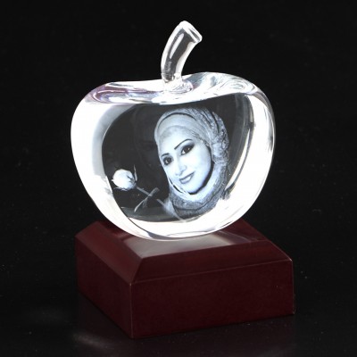 Apple Shape Crystal With 2D/3D Engraving Inside - Name My Jewelry ™
