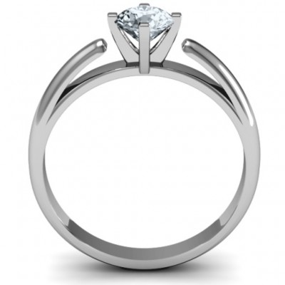 Ski Tip Solitaire Round Ring - Name My Jewelry ™