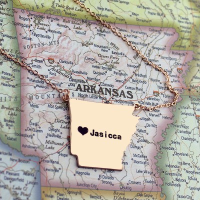 Custom AR State USA Map Necklace With Heart  Name Rose Gold - Name My Jewelry ™