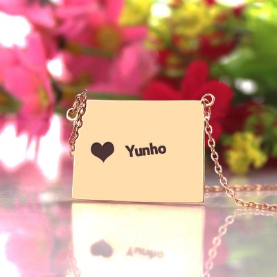 Wyoming State Shaped Map Necklaces With Heart  Name Rose Gold - Name My Jewelry ™
