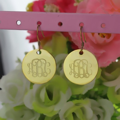 Disc Signet Monogram Earrings In Gold - Name My Jewelry ™