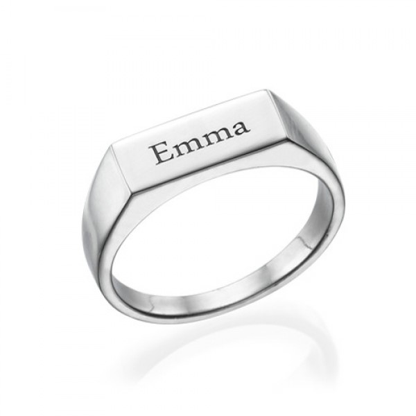 Engraved Signet Ring in Sterling Silver - Name My Jewelry ™