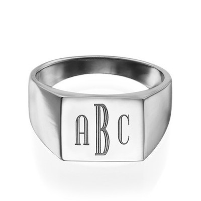 Monogrammed Signet Ring in Silver - Name My Jewelry ™
