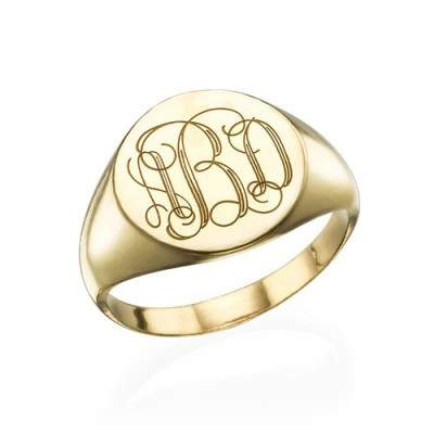 Signet Ring in Gold Plating with Engraved Monogram - Name My Jewelry ™