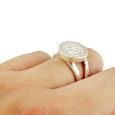 Sterling Silver Circle Monogram Signet Ring - Name My Jewelry ™