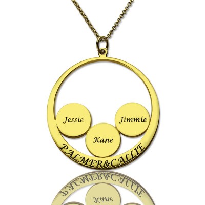 Mothers Family Name Pendant In Gold - Name My Jewelry ™