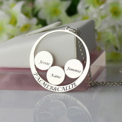 personalized Family Name Pendant For Mom Silver - Name My Jewelry ™