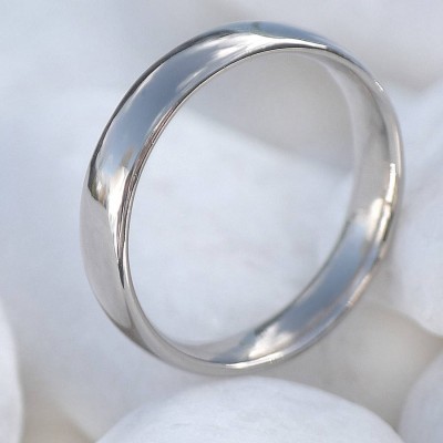 18ct Gold Wedding Ring, 4mm Comfort Fit - Name My Jewelry ™