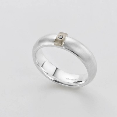Black Diamond Linear Ring - Name My Jewelry ™