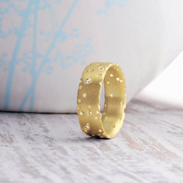 Diamond And 18ct Yellow Gold Ring - Name My Jewelry ™