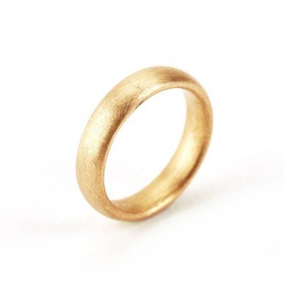 Gents Soft Pebble Wedding Ring 18ct Gold - Name My Jewelry ™