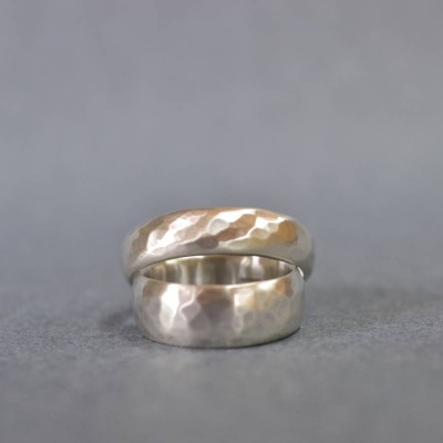 Handmade Silver Wedding Ring With Hammered Finish - Name My Jewelry ™