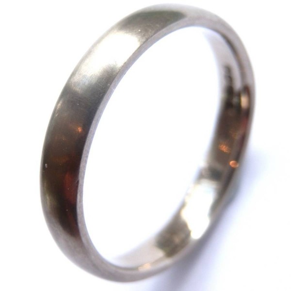 Mens 18ct White Gold Wedding Ring - Name My Jewelry ™