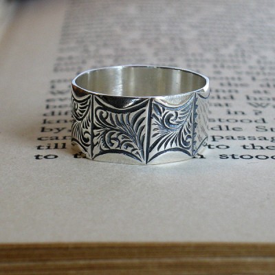 Mens Victorian Style Ring - Name My Jewelry ™