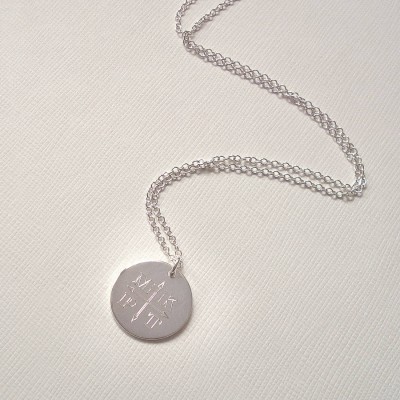 Engraved Monogram Arrows Necklace - Name My Jewelry ™