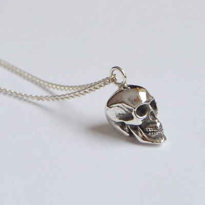 Silver Skull Pendant - Name My Jewelry ™