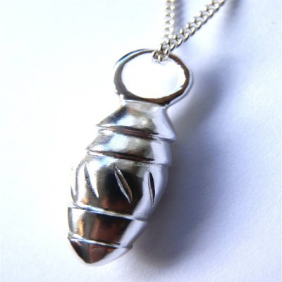 Silver Toggle Twisted Pendant - Name My Jewelry ™