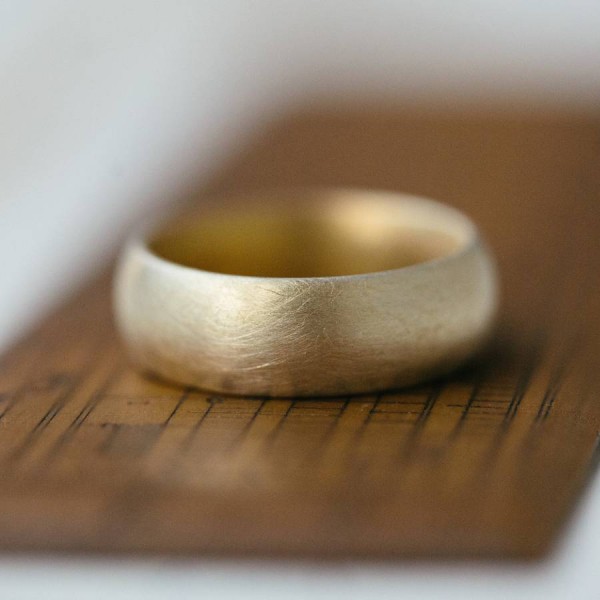 Wide Gents Soft Pebble Wedding Ring 18ct Gold - Name My Jewelry ™