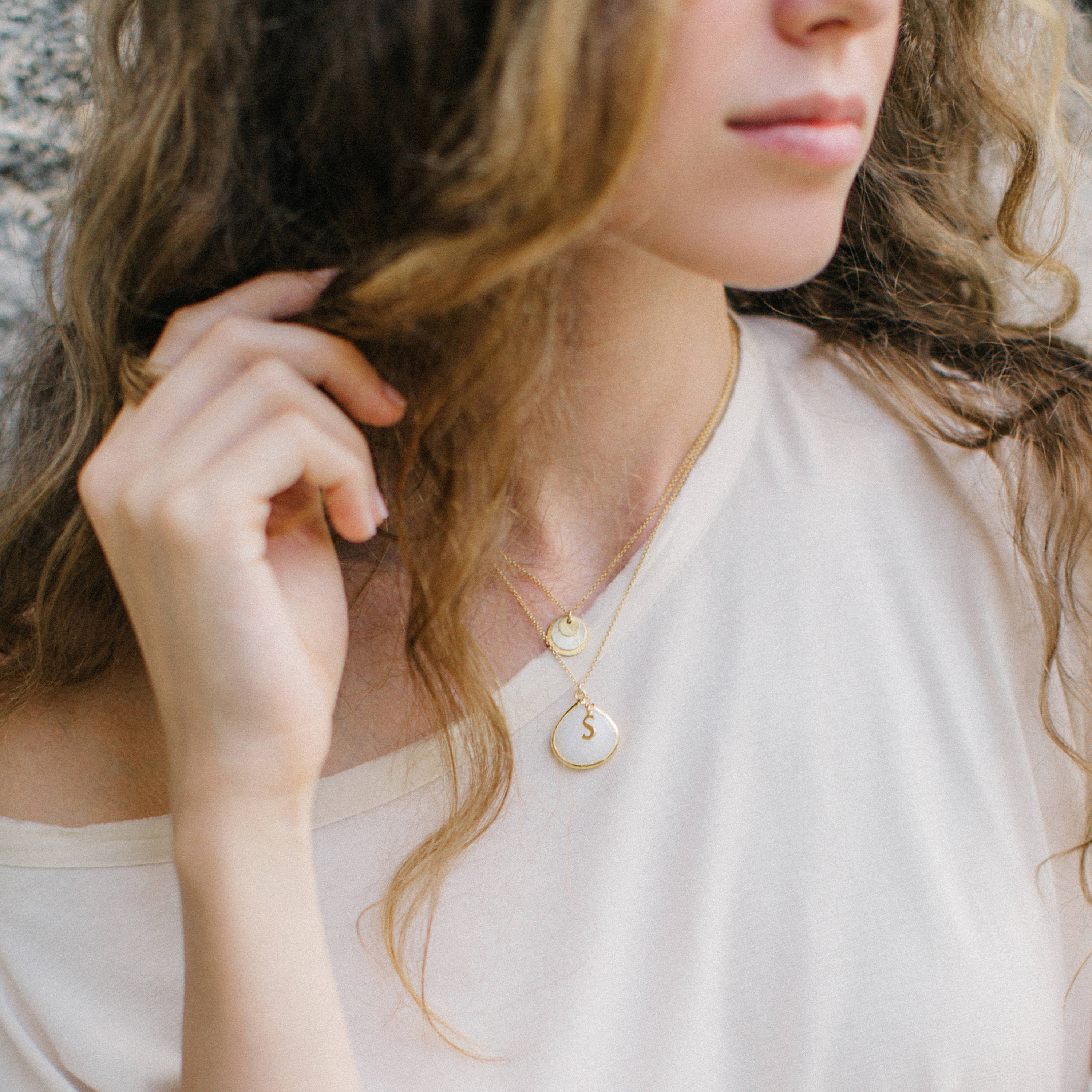 Agate Necklace Silver, White Gemstone Pendant, Personalized Initial Necklace, Custom Name Necklace, Simple Gemstone Necklace, Unique Gift