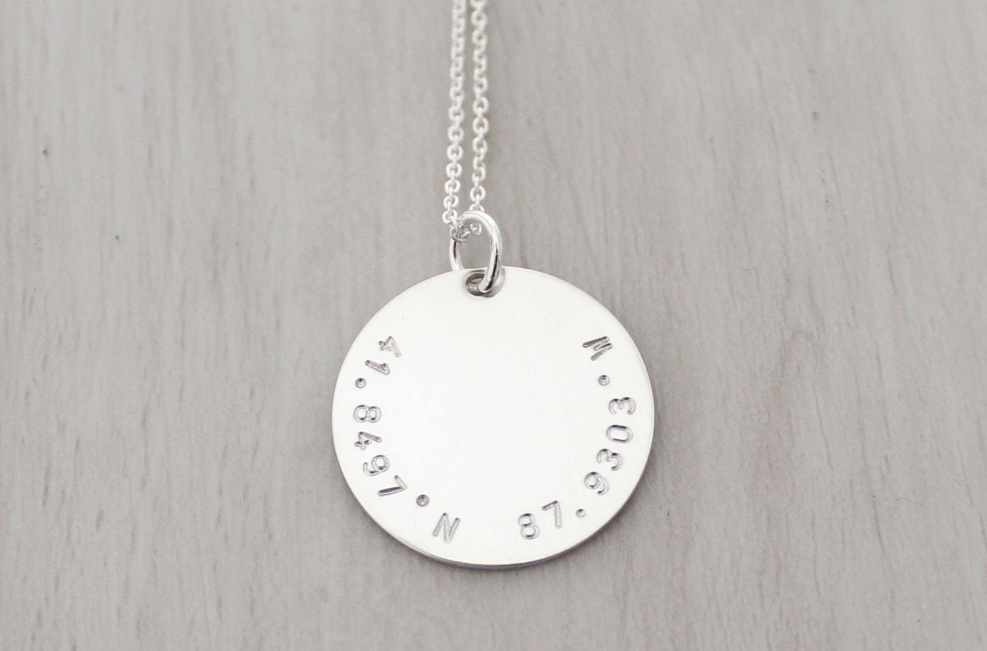Personalized Mother's Necklace - Grandma Necklace - Kids Name Necklace - Large 7/8&quot; Disc Necklace in Silver or Gold